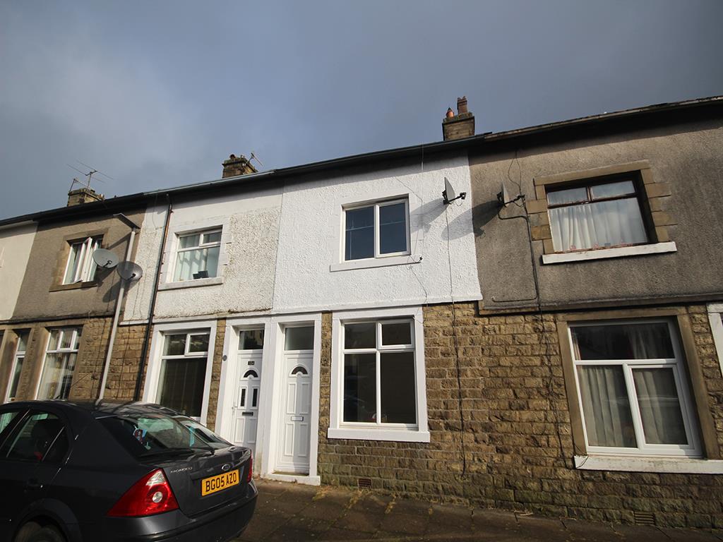 2 bedroom mid terrace house To Let in Barnoldswick - IMG_5382.jpg